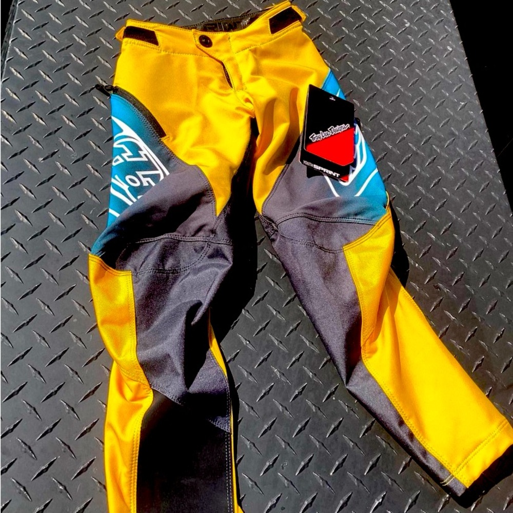 Troy Lee Designs 🚵‍♂️ Mountain Bike shorts Jet Fuel Style